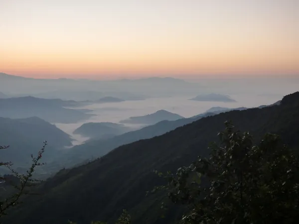 A sea of clouds at dawn, from Chisapani