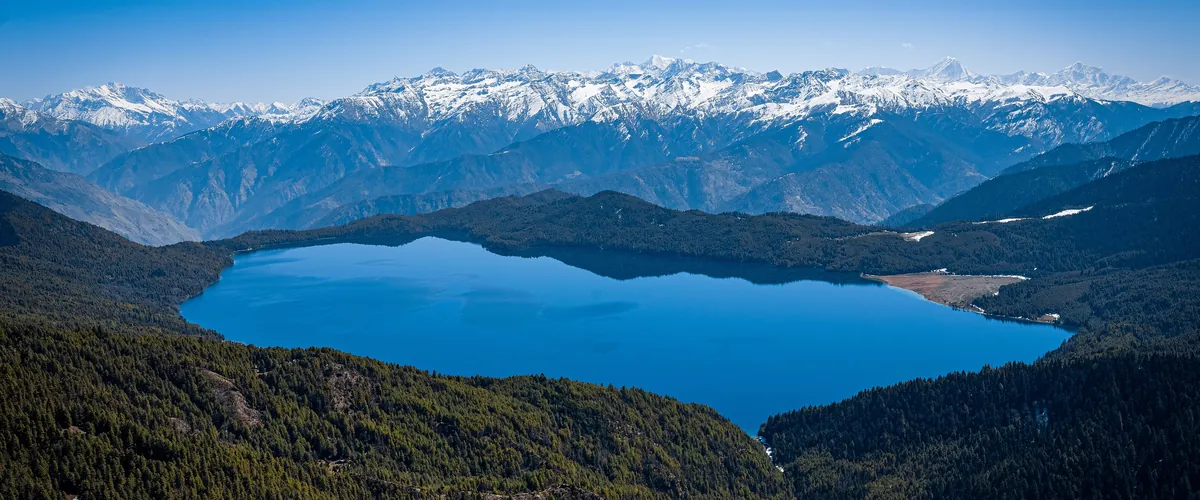 Rara Lake and the Kanjirowa range